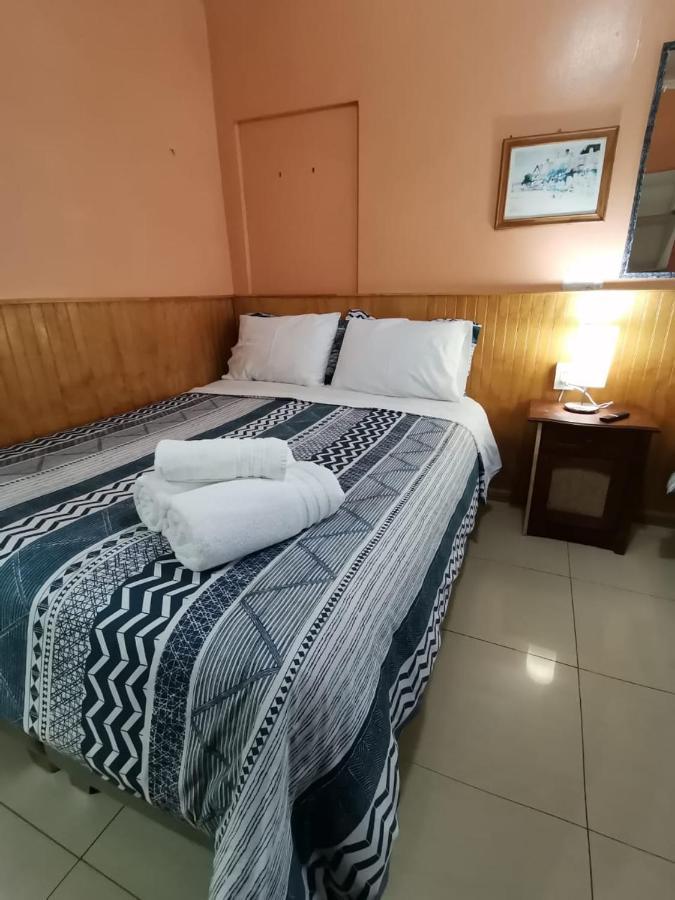 Hostal Las Heras Темуко Екстер'єр фото