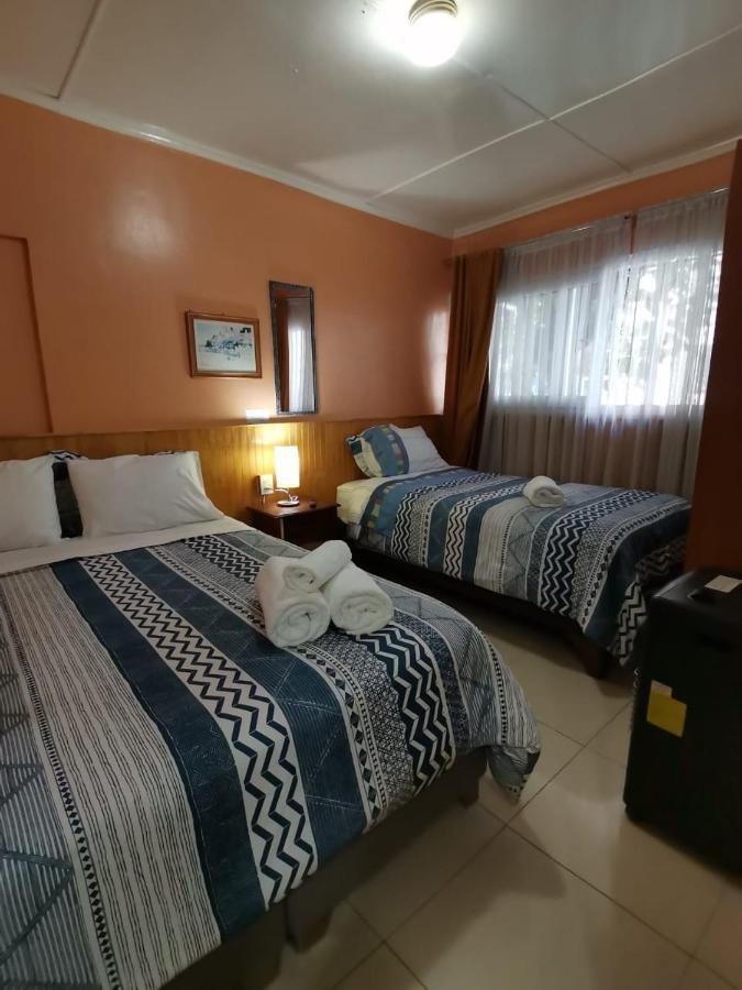 Hostal Las Heras Темуко Екстер'єр фото
