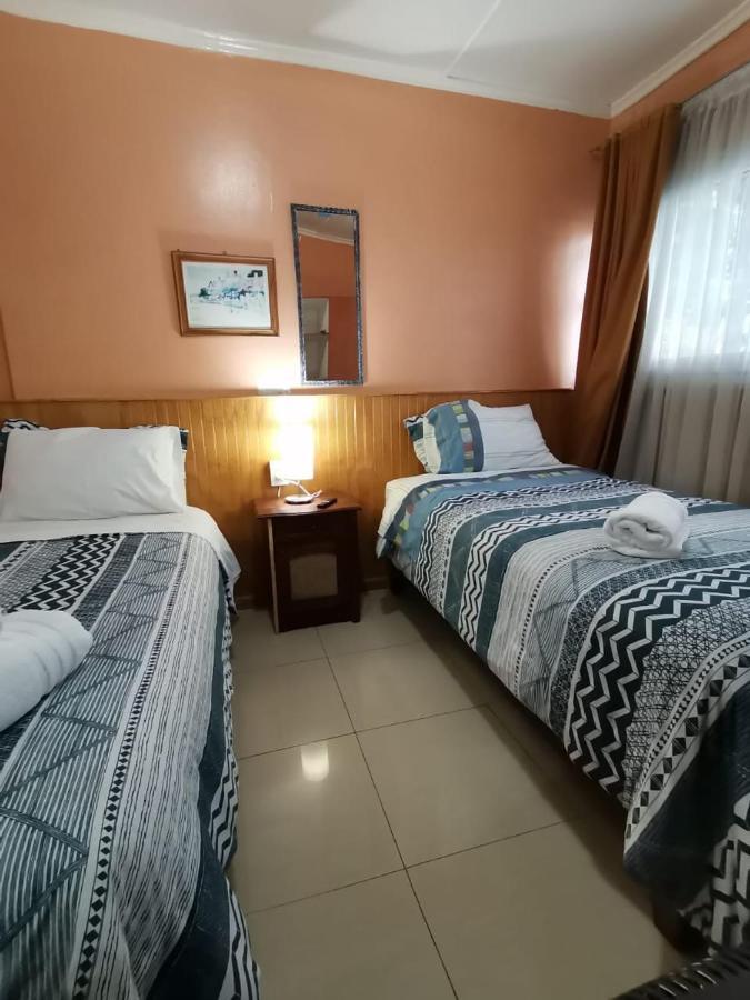Hostal Las Heras Темуко Екстер'єр фото